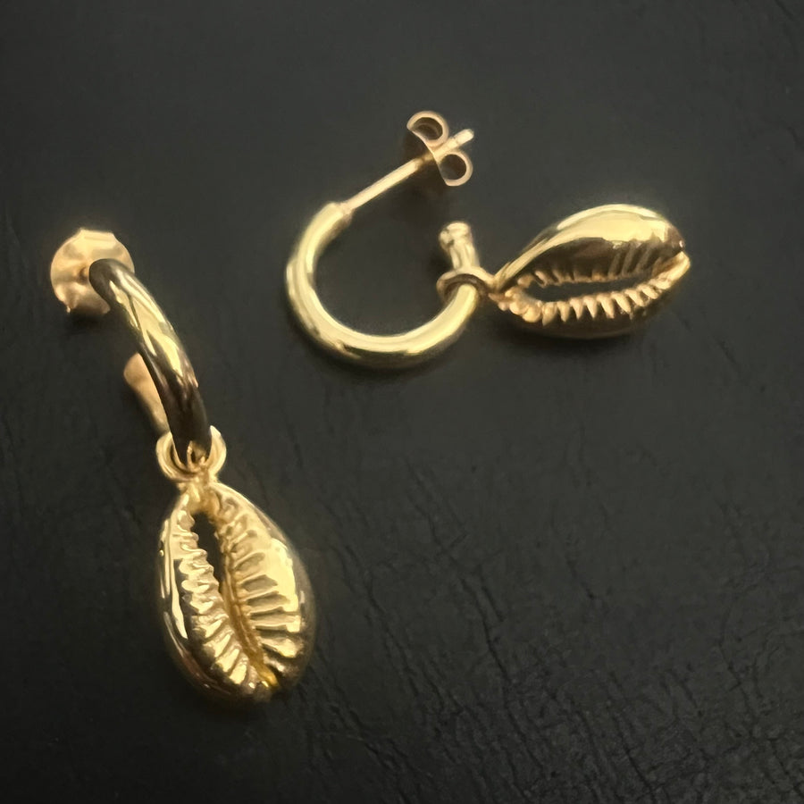 Cowrie Divine drop earring Gold plated